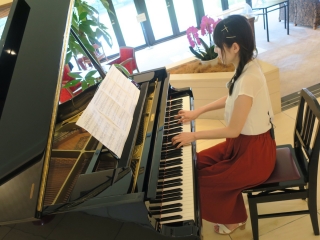 ピアノの名手、松井咲子さん