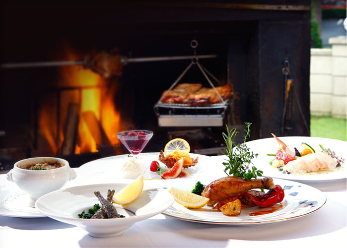 Original French cuisine incorporating Japanese cooking techniques